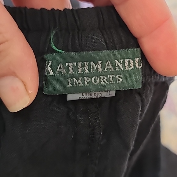 Black Wide-Leg Tiered Pants with Drawstring - Picture 5 of 6